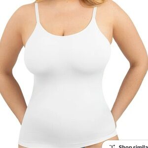 Shapermint Black Scoop Neck Shaper Cami. Size L.
WM 30.